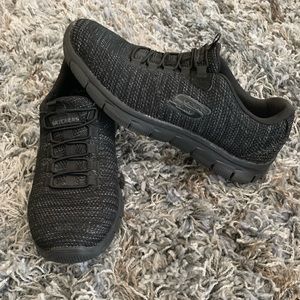 Skechers Relaxed Fit with Memory Foam
